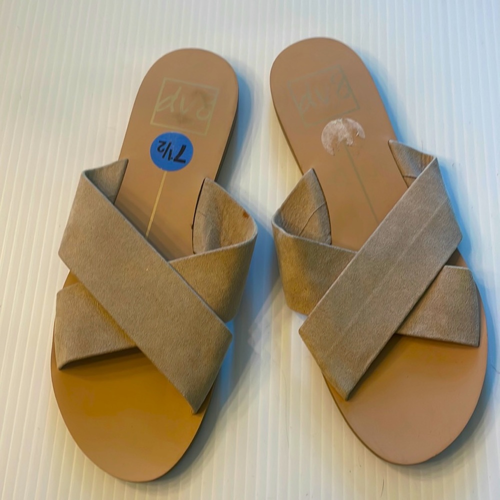 Dolce Vita 8 sandals.  NWOT.